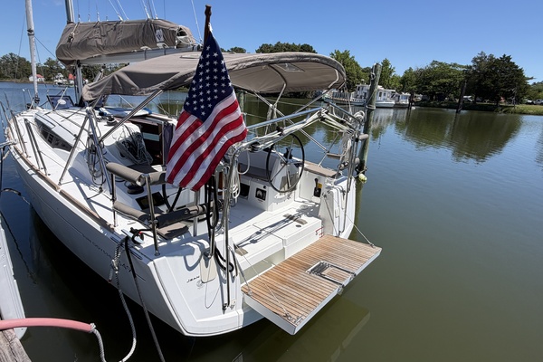 Magic 34ft Jeanneau Yacht For Sale