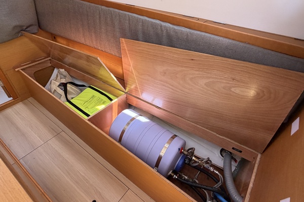Magic 34ft Jeanneau Yacht For Sale
