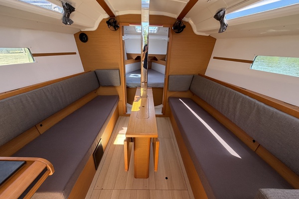 Magic 34ft Jeanneau Yacht For Sale