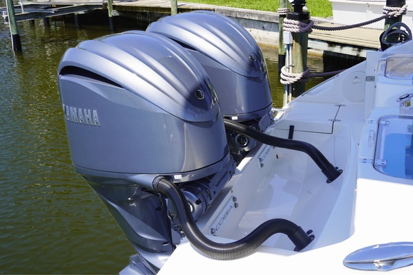 32ft Cobia Yacht For Sale
