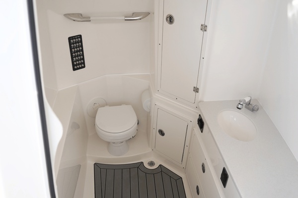32ft Cobia Yacht For Sale