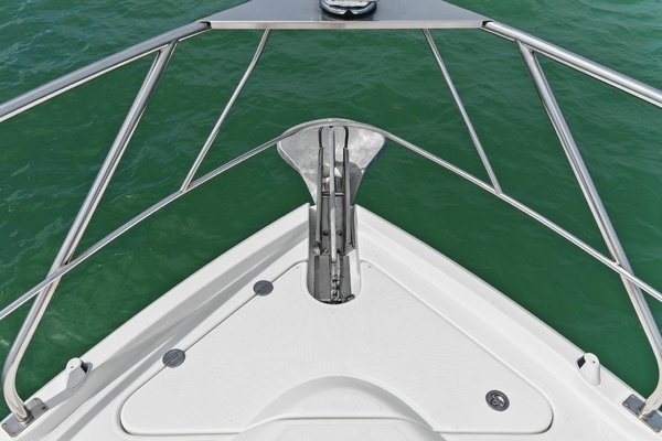2014 Cruisers Yachts 48