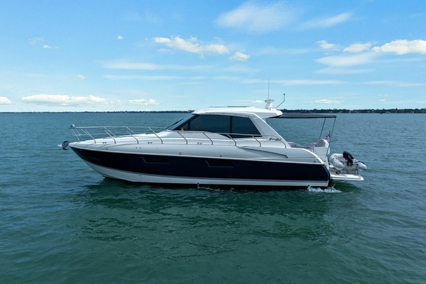 Freedom 48ft Cruisers Yachts Yacht For Sale