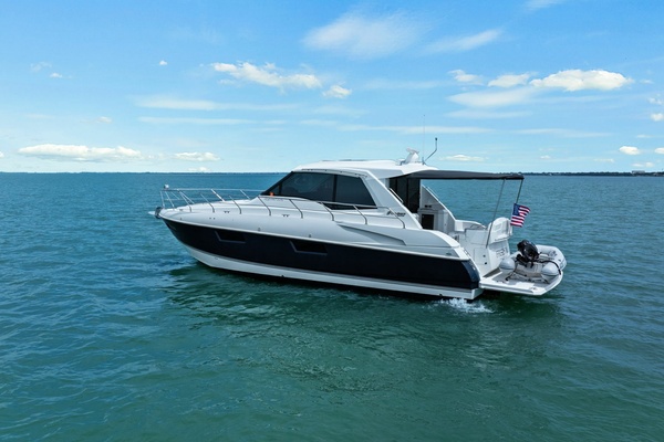 Freedom 48ft Cruisers Yachts Yacht For Sale