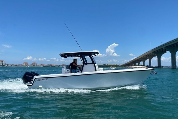 28ft Reef Runner Yacht For Sale