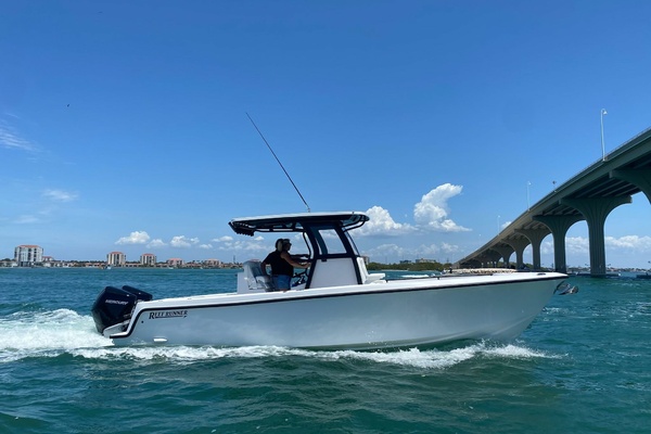 28ft Reef Runner Yacht For Sale