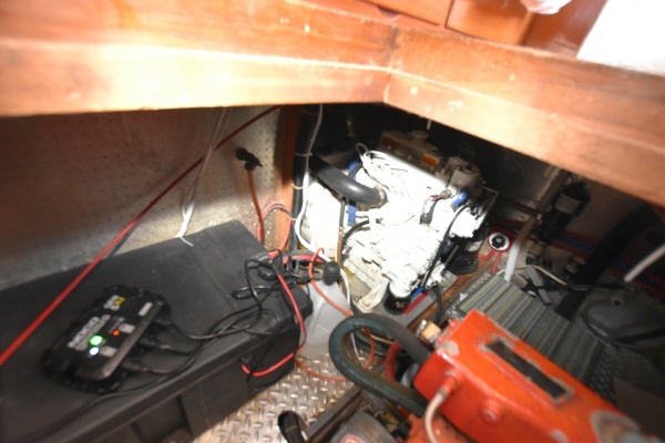 The Queen 34ft Marine Trader Yacht For Sale