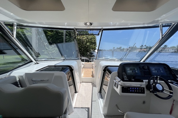 2025 Aquila 36