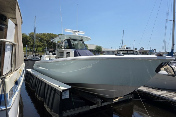 32ft Solace Yacht For Sale