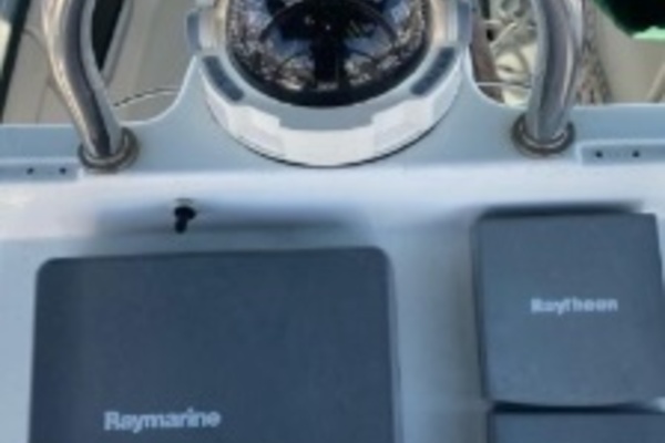2003 Beneteau 423 nav binnacle