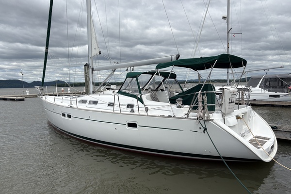 Carpe Ventum 42ft Beneteau Yacht For Sale