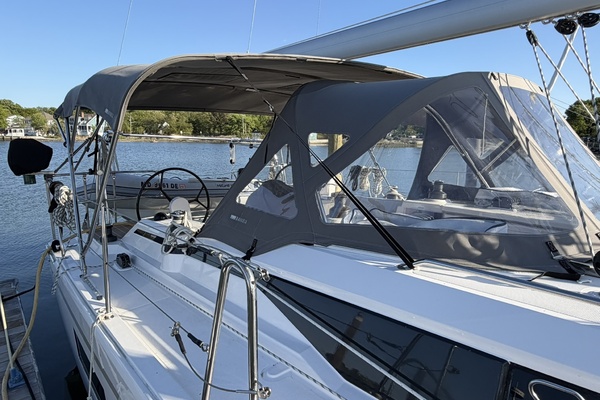 Wave Dancer 38ft Bavaria Yacht For Sale