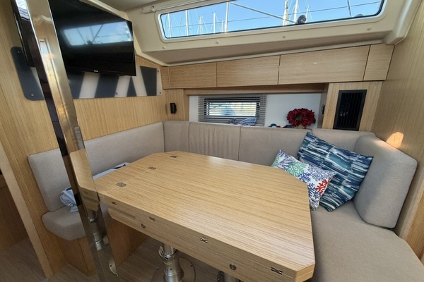 Wave Dancer 38ft Bavaria Yacht For Sale