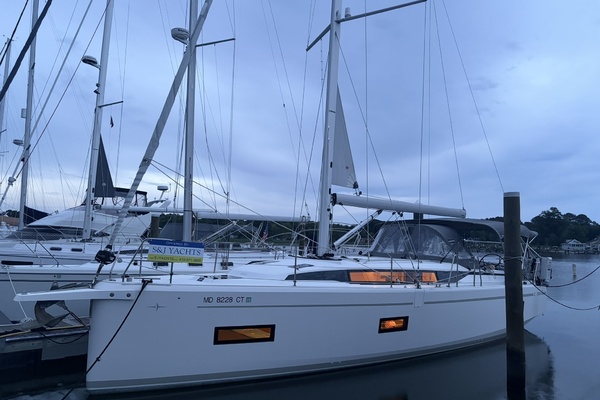 Wave Dancer 38ft Bavaria Yacht For Sale