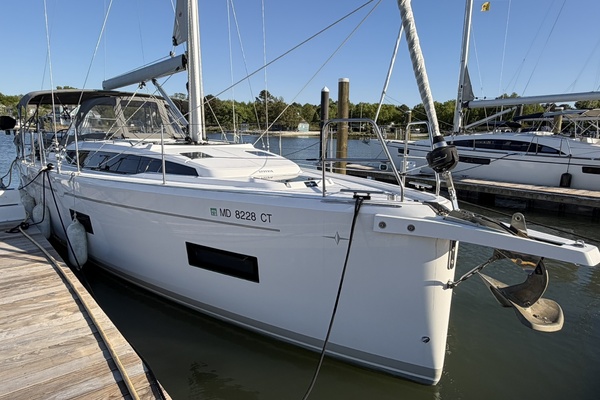 Wave Dancer 38ft Bavaria Yacht For Sale