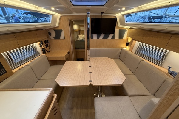Wave Dancer 38ft Bavaria Yacht For Sale