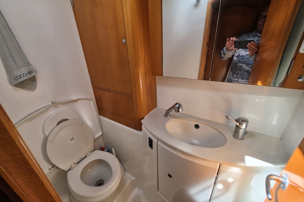 Sogno di Piu 44ft Lagoon Yacht For Sale