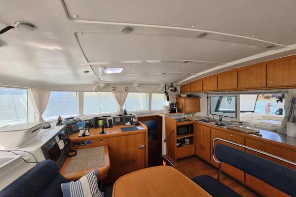 Sogno di Piu 44ft Lagoon Yacht For Sale