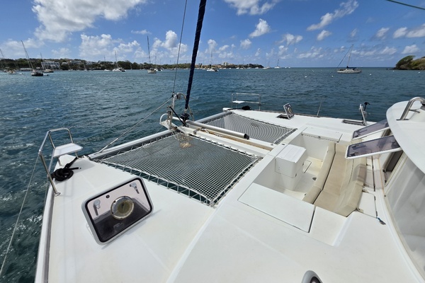 Sogno di Piu 44ft Lagoon Yacht For Sale