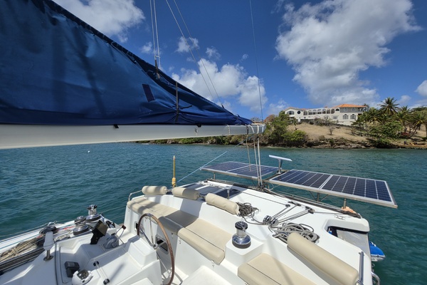 Sogno di Piu 44ft Lagoon Yacht For Sale