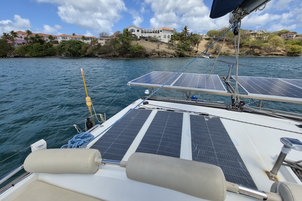 Sogno di Piu 44ft Lagoon Yacht For Sale