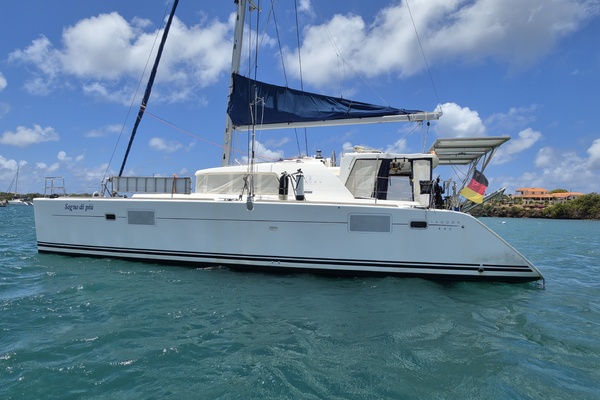 Sogno di Piu 44ft Lagoon Yacht For Sale