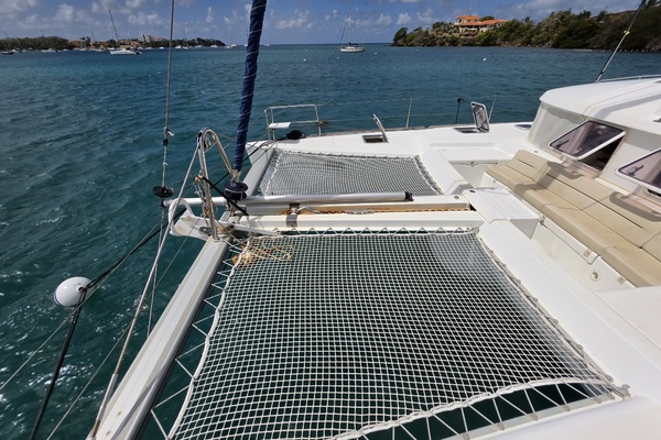 Sogno di Piu 44ft Lagoon Yacht For Sale