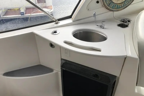 2006 Bayliner 325 34ft Bayliner Yacht For Sale