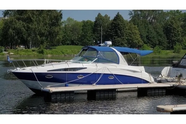 34-ft-Bayliner-2006-325-2006 Bayliner 325-Île-aux-Noix Quebec Canada yacht for sale