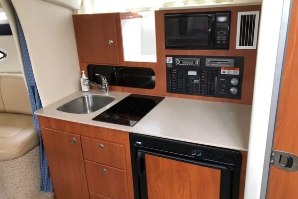 2006 Bayliner 325 34ft Bayliner Yacht For Sale