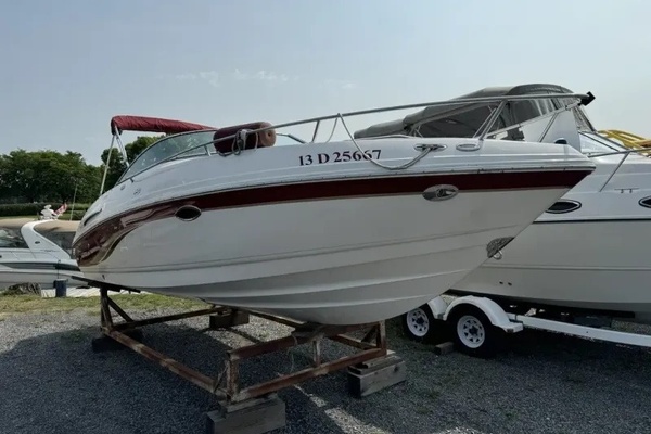 2004 Chaparral 235 SSi 23ft Chaparral Yacht For Sale