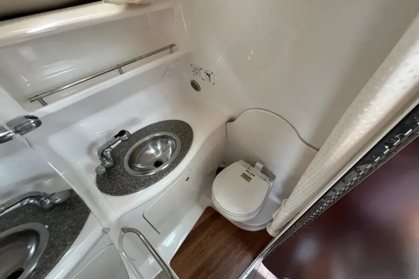 2013 Chaparral 290 Signature 29ft Chaparral Yacht For Sale