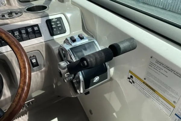 2013 Chaparral 290 Signature 29ft Chaparral Yacht For Sale