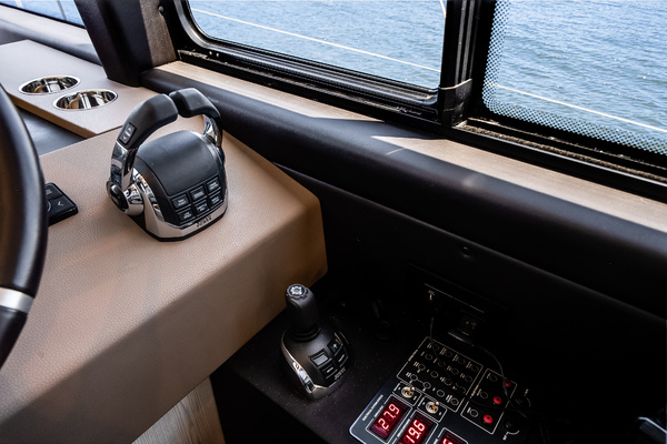 50ft Azimut Yacht For Sale