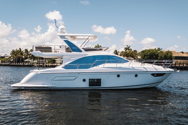 Photo of the 2021 Azimut 50 FLY