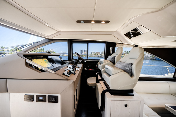 50ft Azimut Yacht For Sale
