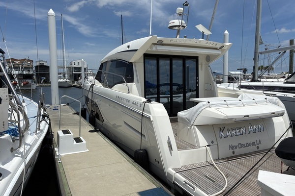 2020 Prestige 42