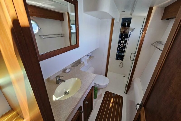 Audrey Louisa 47ft Maine Cat Yacht For Sale