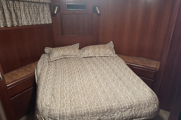 Megalodon 45ft Hatteras Yacht For Sale
