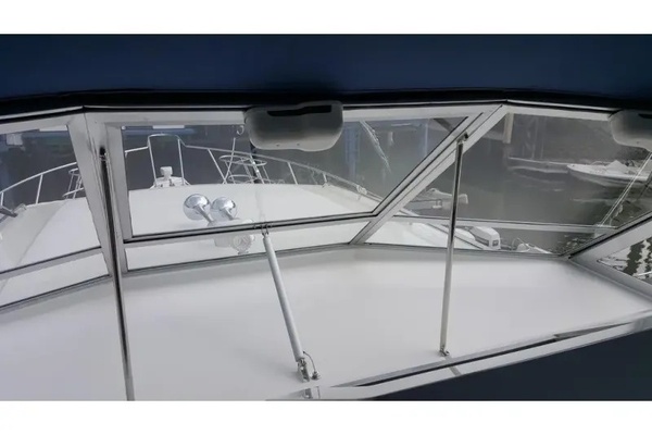 1989 Chris Craft Catalina 381 38ft Chris Craft Yacht For Sale