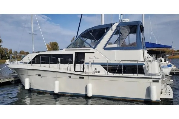 1989 Chris Craft Catalina 381 38ft Chris Craft Yacht For Sale