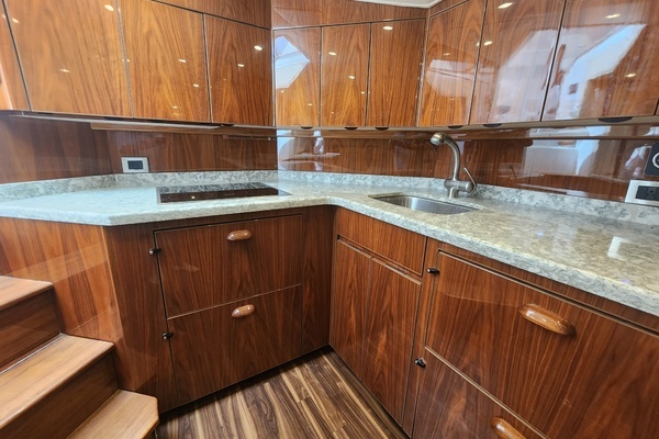 2018 Viking 48