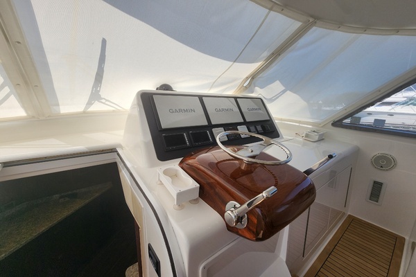 2018 Viking 48