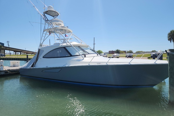 48-ft-Viking-2018-48 Sport Tower-Sea Suite Freeport Texas United States  yacht for sale