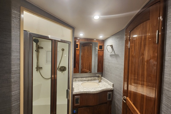Sea Suite 48ft Viking Yacht For Sale
