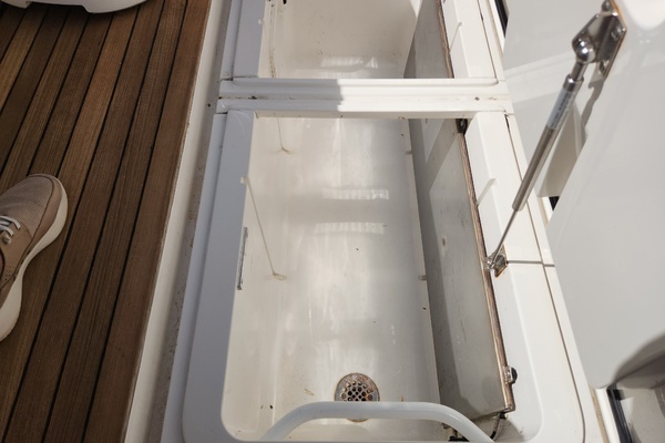 2018 Viking 48