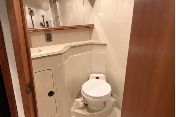 2002 Cruisers 3870 38ft Cruisers Yacht For Sale
