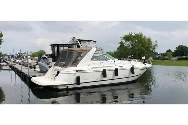 Photo of the 2002 Cruisers 3870 "2002 Cruisers 3870"