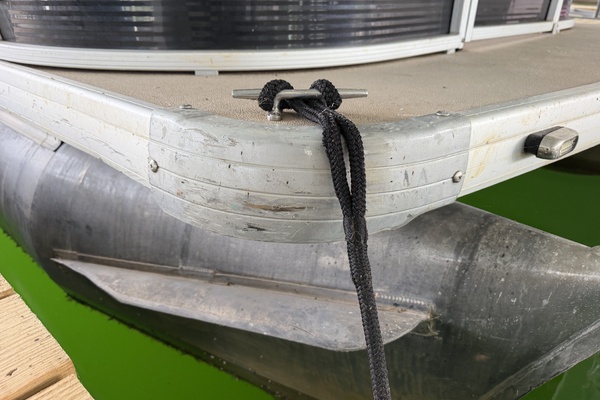 24ft Sweetwater Yacht For Sale