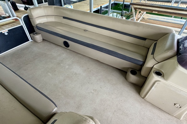24ft Sweetwater Yacht For Sale